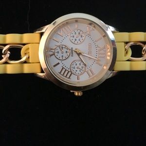 Women’s Fashion Bracelet Watches